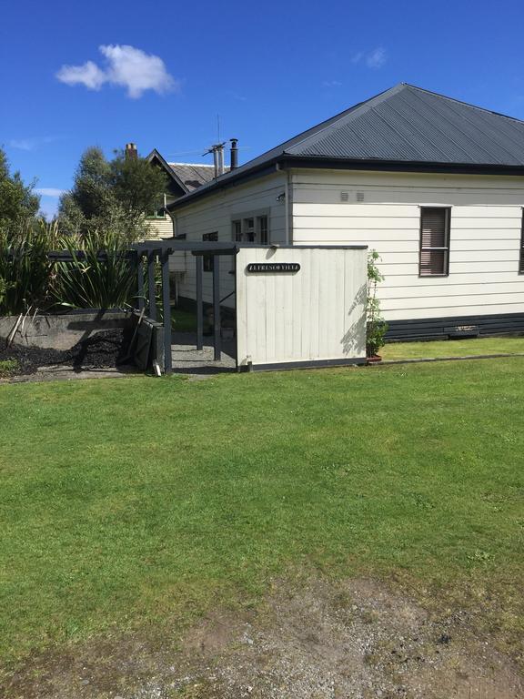 Alfresco Eatery And Historic Villas Reefton Kültér fotó